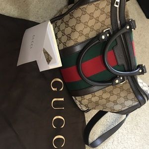 SOLD Gucci Boston bag like new